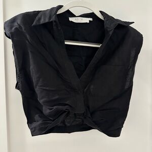 Astr Black Sleeveless Crop Button Down Shirt